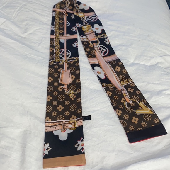 Stylish Hair Scarf - Picture 3 of 8